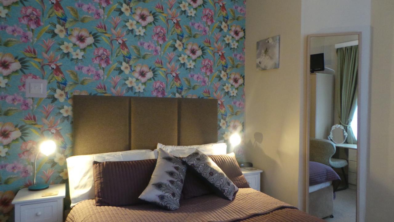 The Cherry Tree Guest House Истборн Екстериор снимка