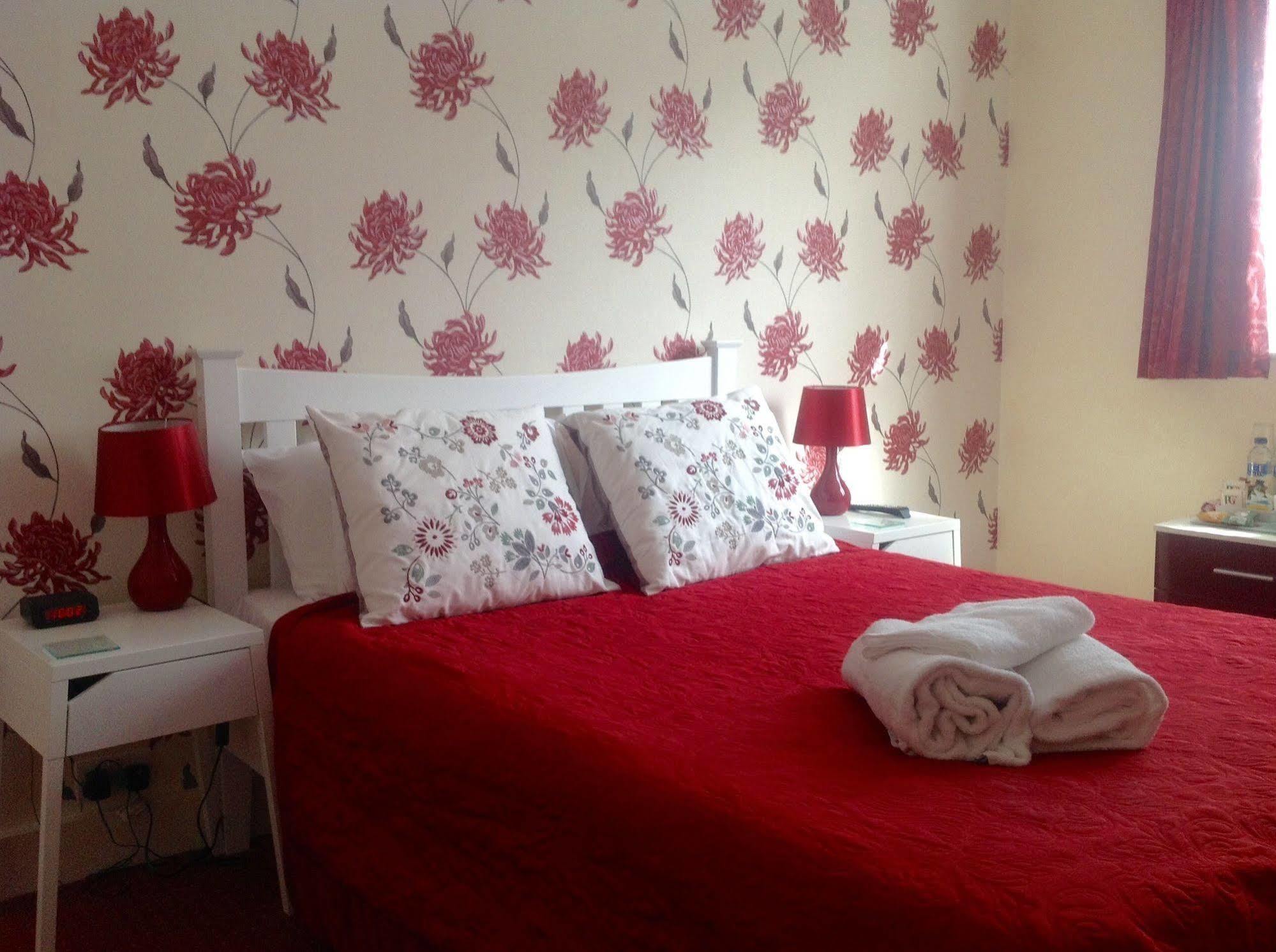 The Cherry Tree Guest House Истборн Екстериор снимка